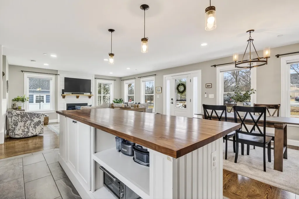 11 Christy Road Portland ME 04103
