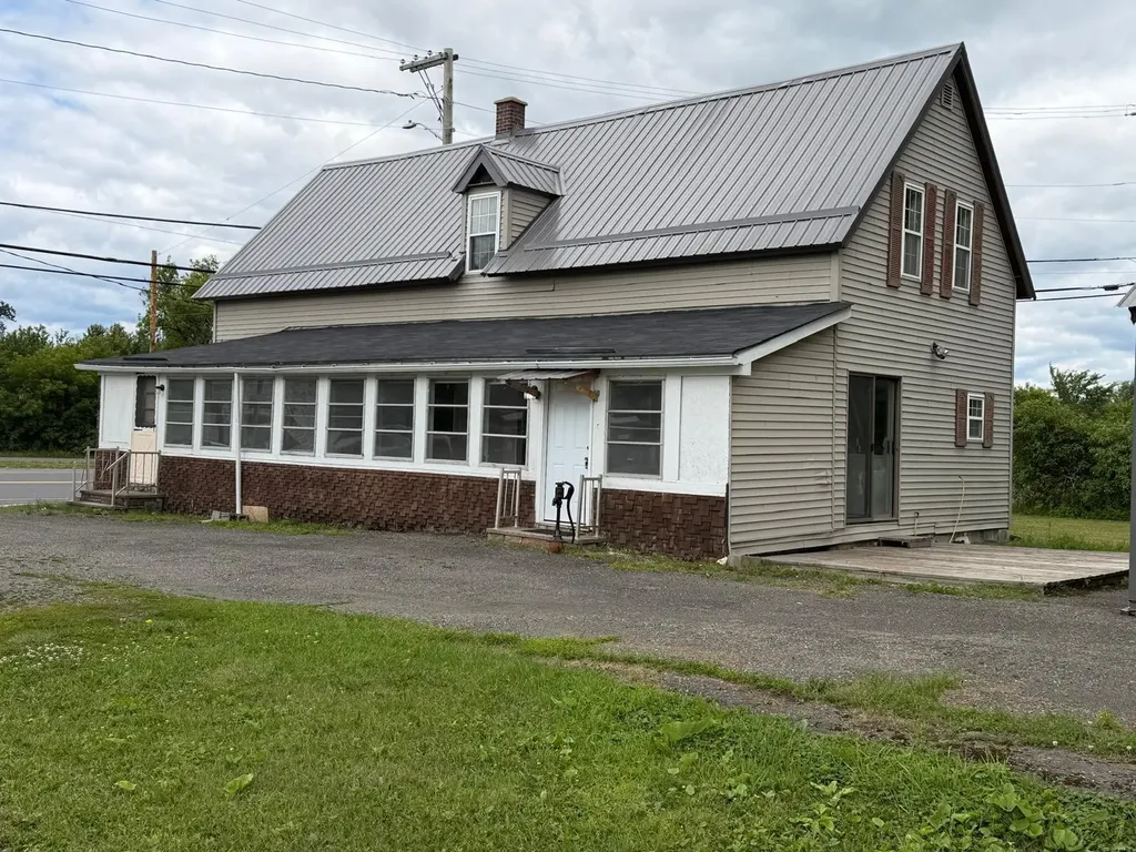 1299 Main Street Washburn ME 04786