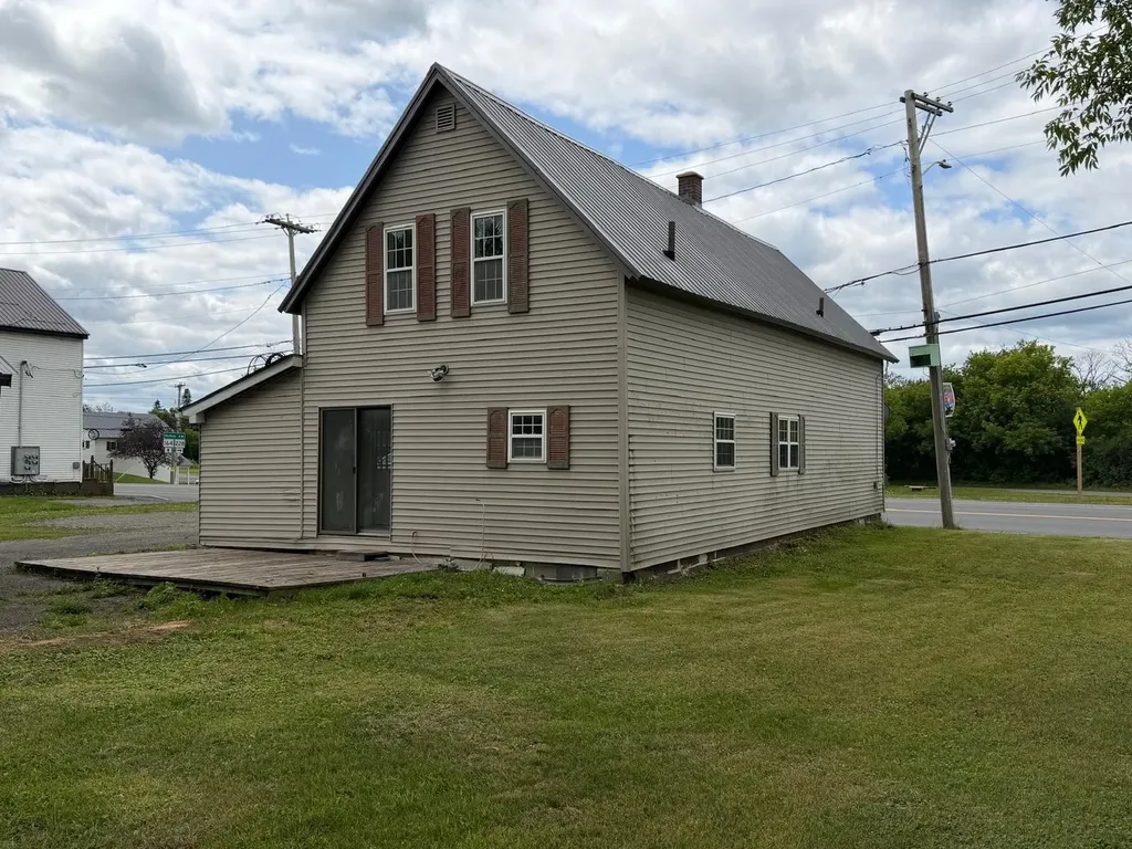 1299 Main Street Washburn ME 04786