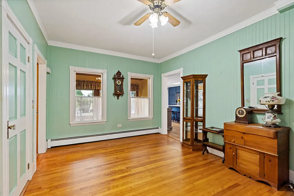 31 Hussey Road Albion ME 04910