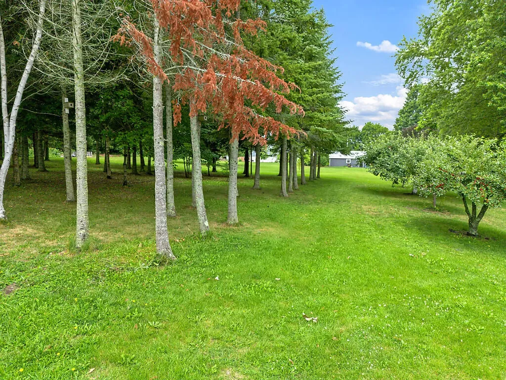 31 Hussey Road Albion ME 04910
