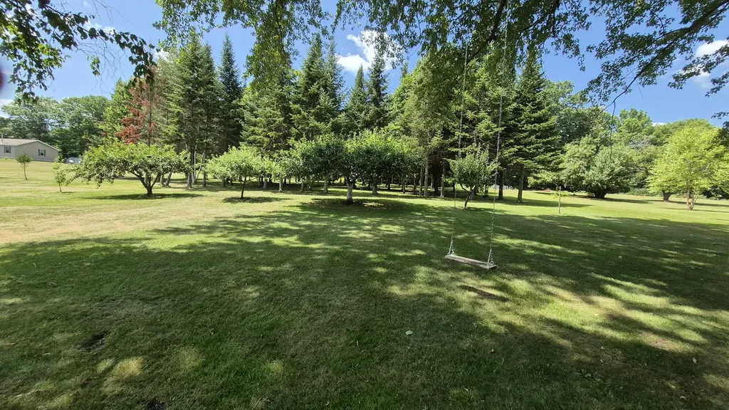 31 Hussey Road Albion ME 04910