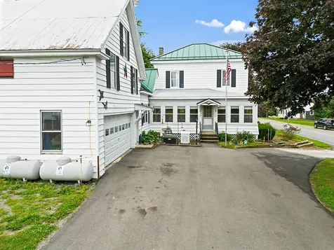 31 Hussey Road Albion ME 04910