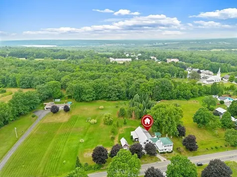 31 Hussey Road Albion ME 04910