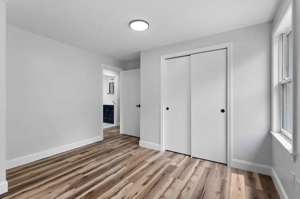 16 Boundary Way Kennebunk ME 04043