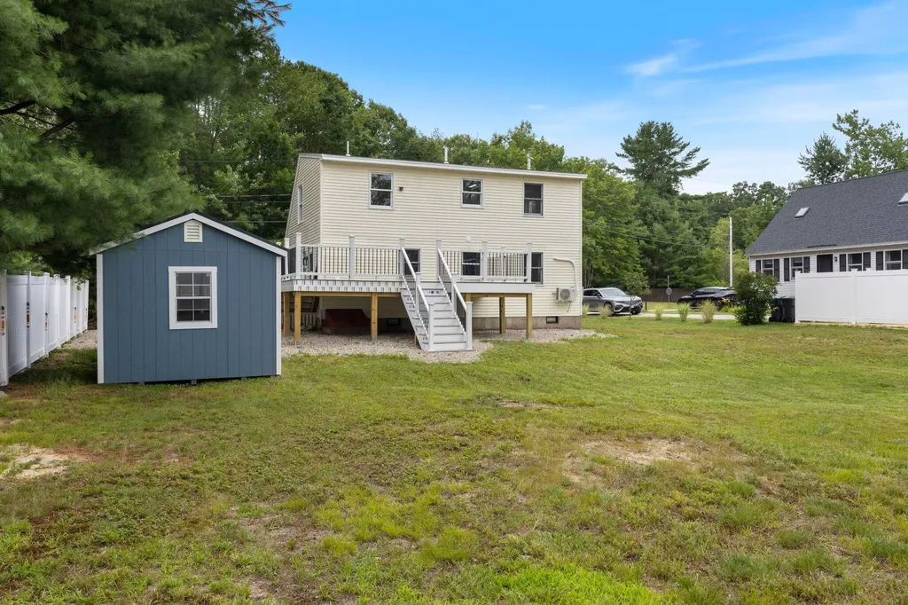 16 Boundary Way Kennebunk ME 04043