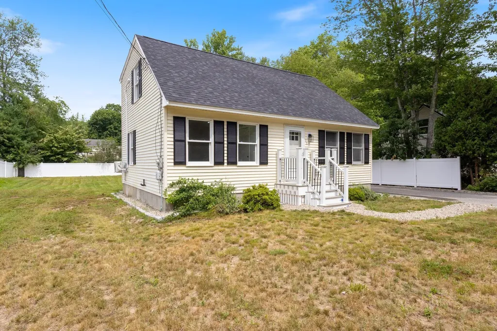 16 Boundary Way Kennebunk ME 04043