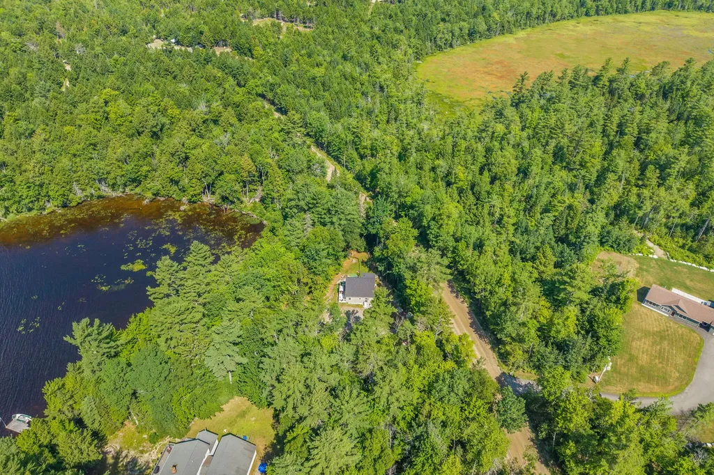 291 White Point Estates Road Lincoln ME 04457
