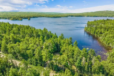 291 White Point Estates Road Lincoln ME 04457