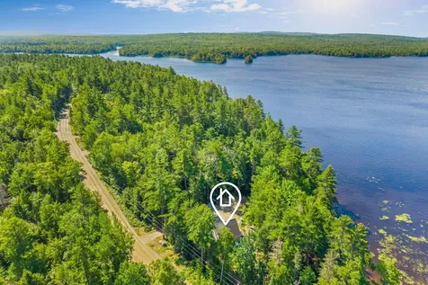291 White Point Estates Road Lincoln ME 04457