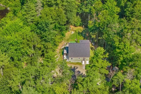 291 White Point Estates Road Lincoln ME 04457