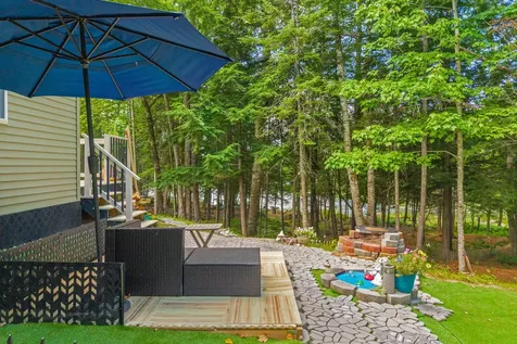 291 White Point Estates Road Lincoln ME 04457