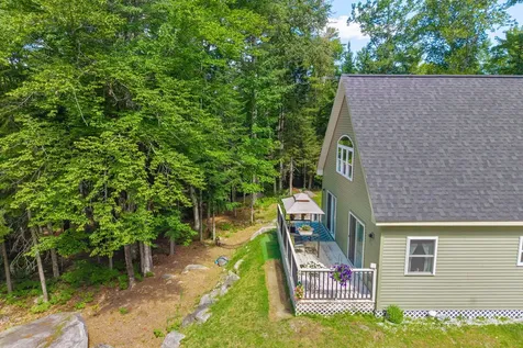 291 White Point Estates Road Lincoln ME 04457