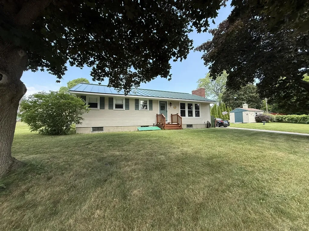 2 Burns Street Fairfield ME 04937