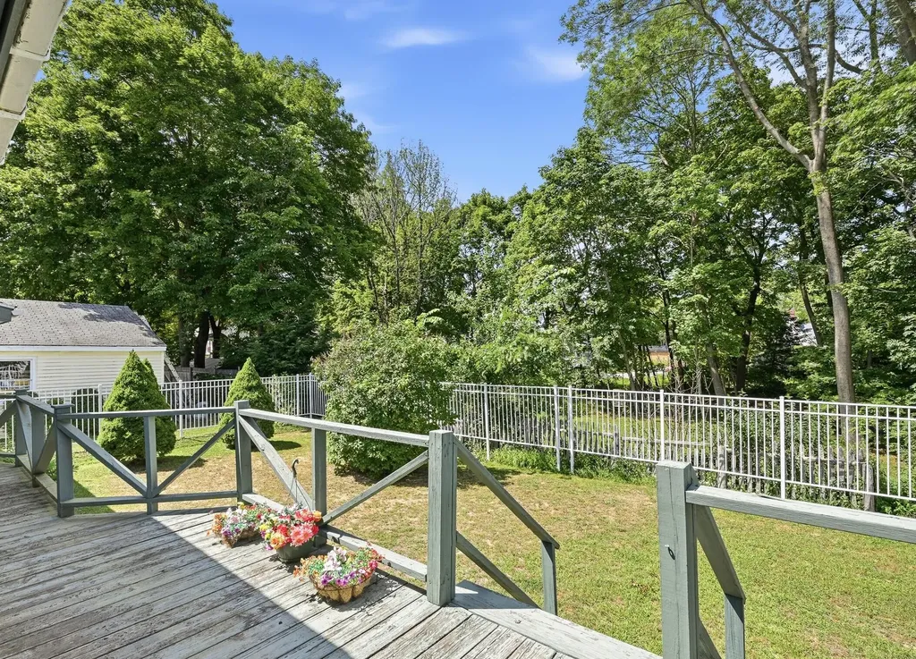 19 Richardson Street Bath ME 04530
