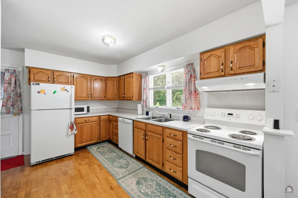 19 Richardson Street Bath ME 04530
