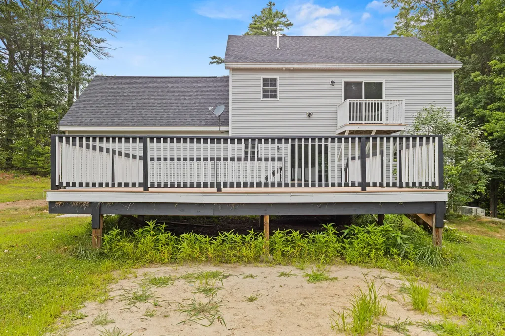 21 Blanchard Road Lebanon ME 04027