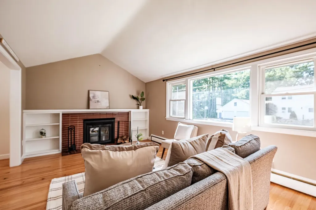 20 Ludlow Terrace Portland ME 04102