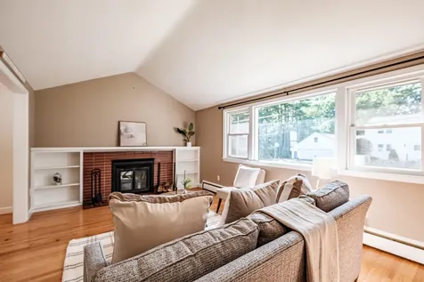 20 Ludlow Terrace Portland ME 04102