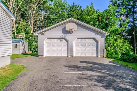 20 Ludlow Terrace Portland ME 04102