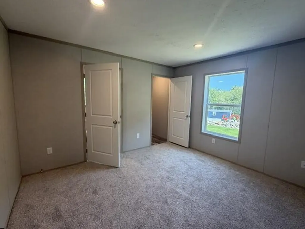 17 Bay Woods Road Bristol ME 04539