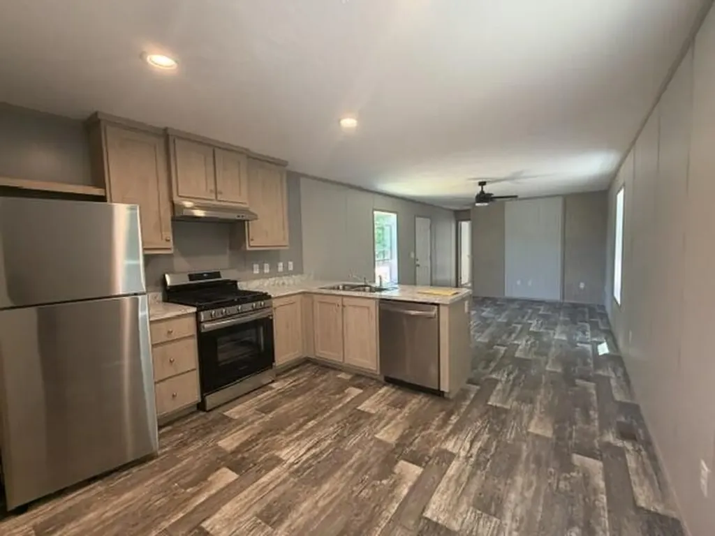 17 Bay Woods Road Bristol ME 04539