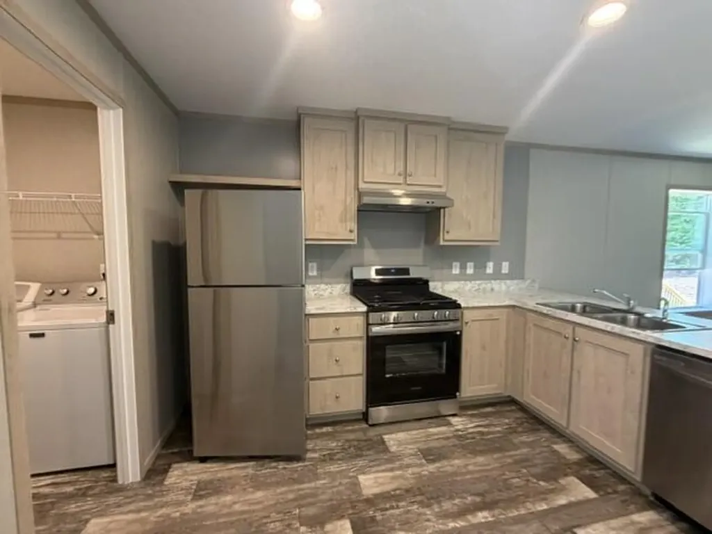 17 Bay Woods Road Bristol ME 04539