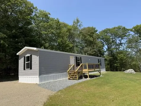 17 Bay Woods Road Bristol ME 04539