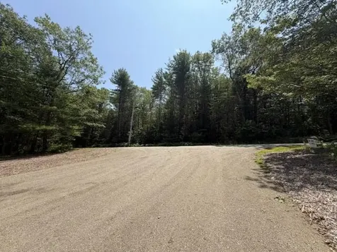 17 Bay Woods Road Bristol ME 04539