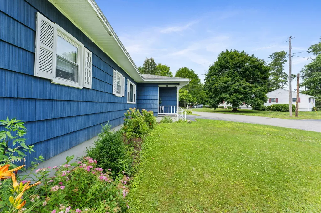 11 Arbor Drive Veazie ME 04401