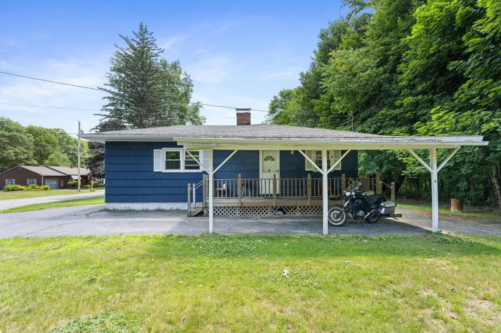 11 Arbor Drive Veazie ME 04401