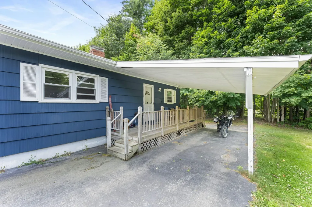 11 Arbor Drive Veazie ME 04401