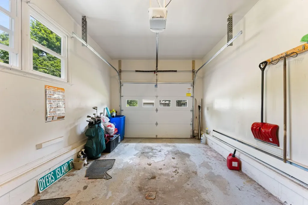 11 Arbor Drive Veazie ME 04401