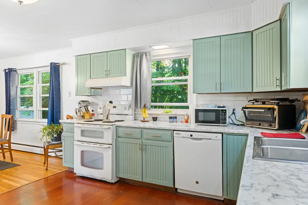 11 Arbor Drive Veazie ME 04401