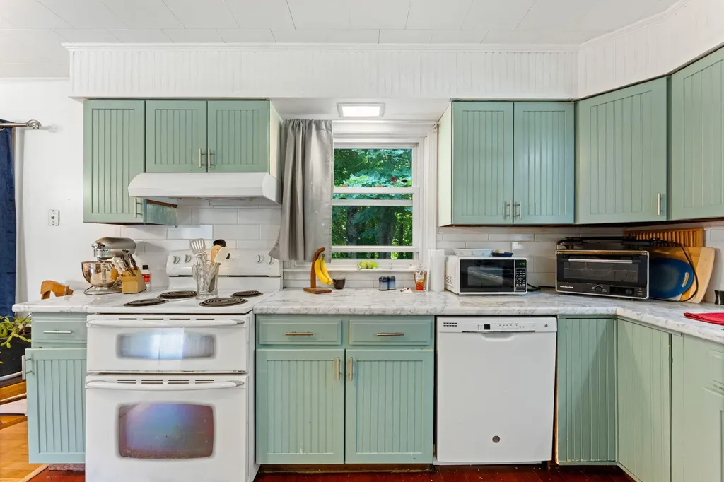 11 Arbor Drive Veazie ME 04401