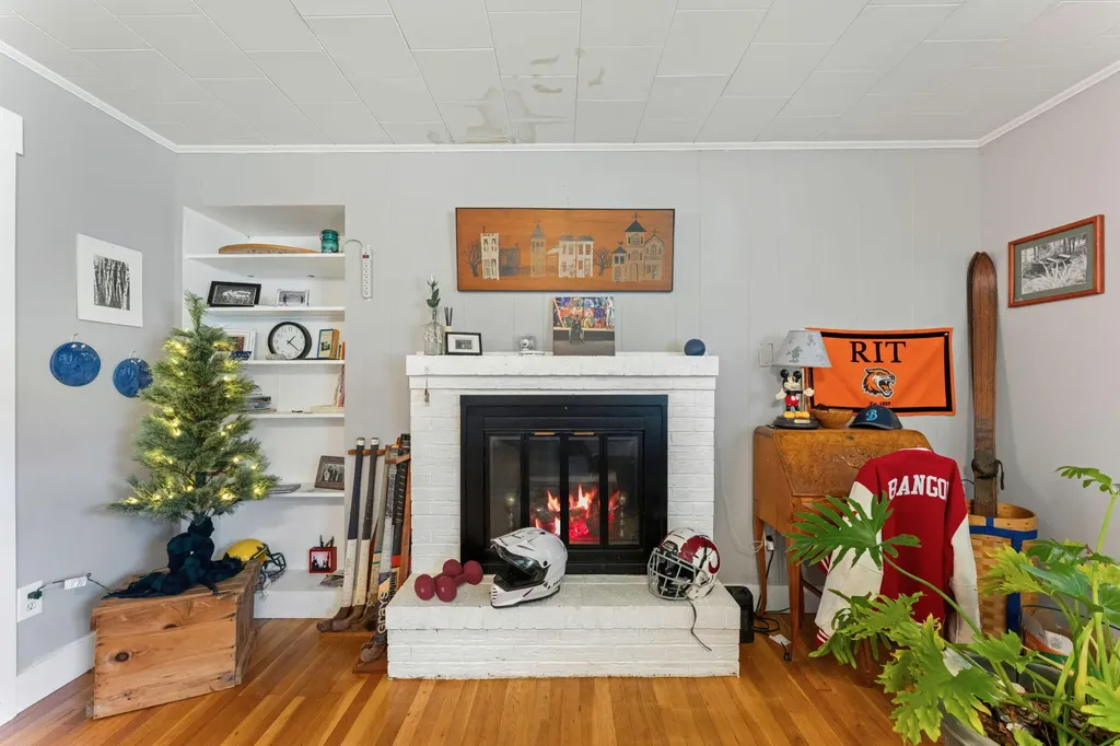 11 Arbor Drive Veazie ME 04401