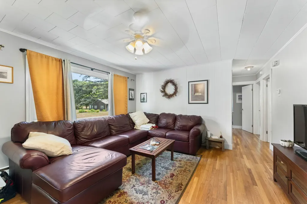 11 Arbor Drive Veazie ME 04401