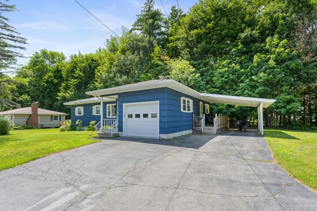 11 Arbor Drive Veazie ME 04401