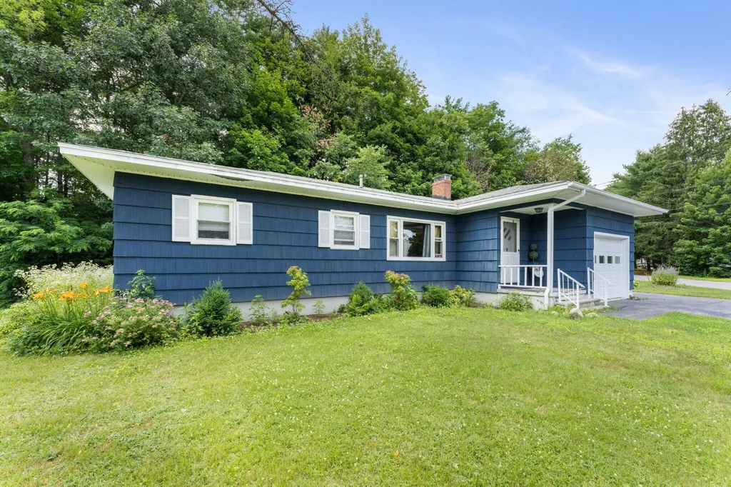 11 Arbor Drive Veazie ME 04401