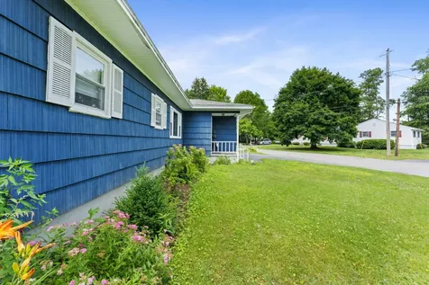 11 Arbor Drive Veazie ME 04401