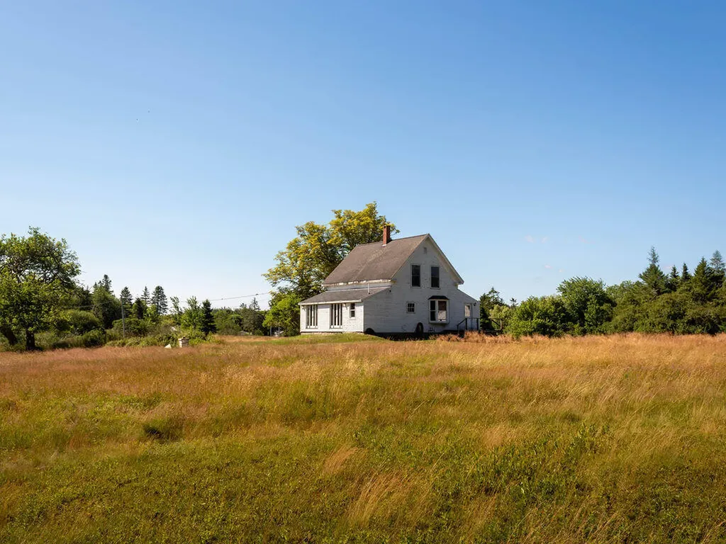 60 Pequot Road Vinalhaven ME 04863