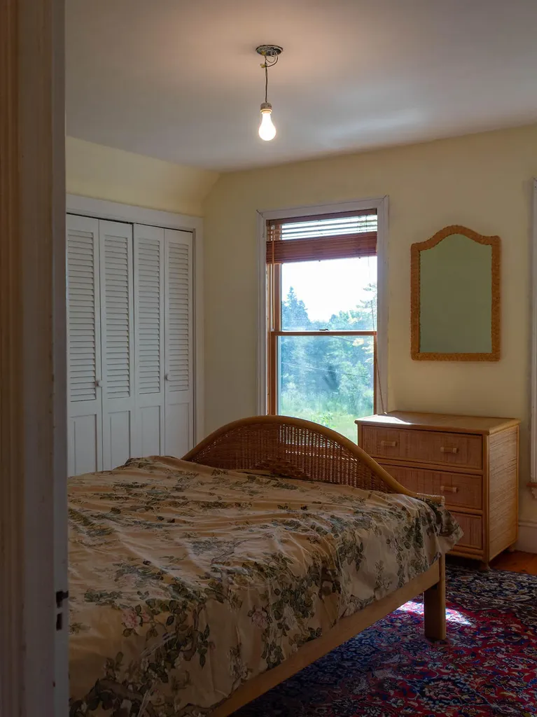60 Pequot Road Vinalhaven ME 04863