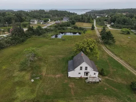 60 Pequot Road Vinalhaven ME 04863