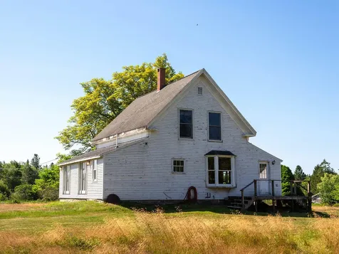 60 Pequot Road Vinalhaven ME 04863