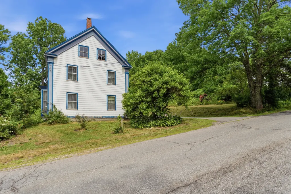 24 Old Route One Waldoboro ME 04572