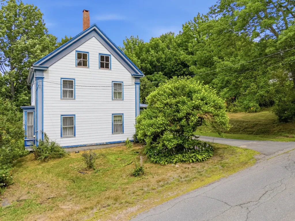 24 Old Route One Waldoboro ME 04572