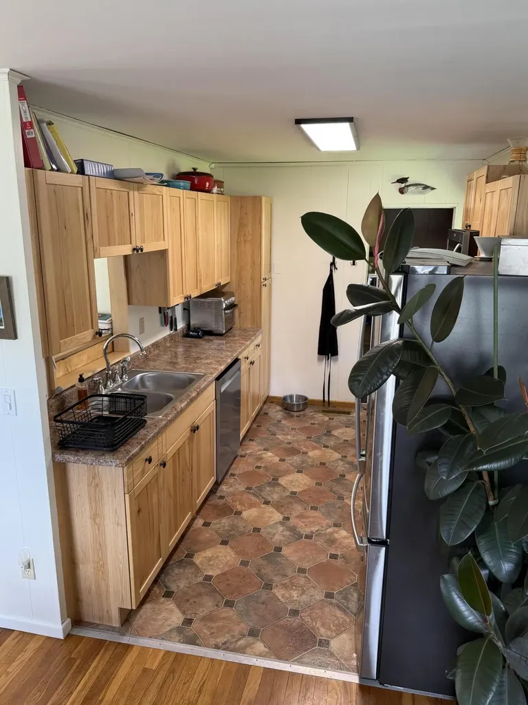 23 Gilbert Street Orono ME 04473