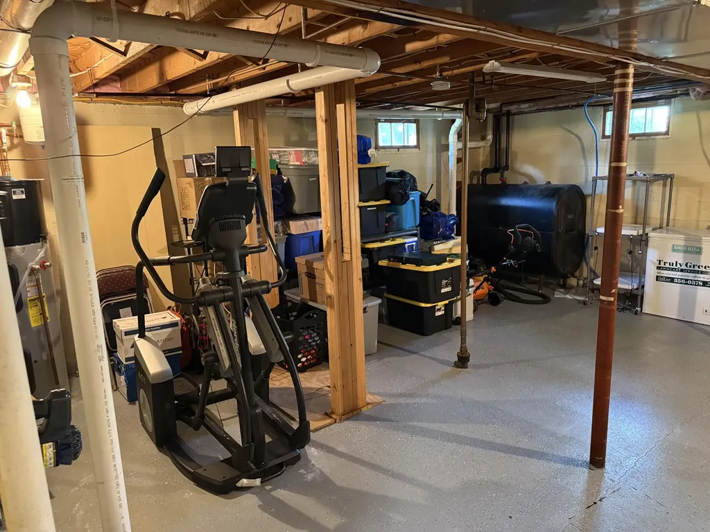 23 Gilbert Street Orono ME 04473