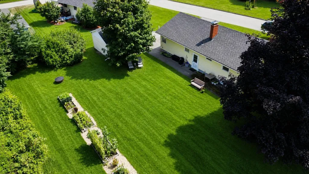 23 Gilbert Street Orono ME 04473