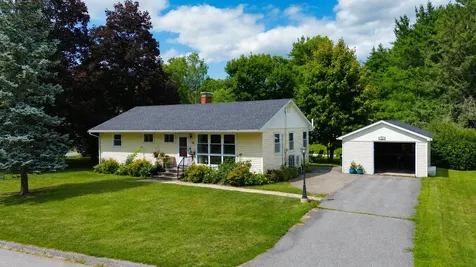 23 Gilbert Street Orono ME 04473